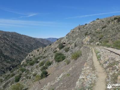 Camino de Hierro-Pozo de los Humos; senderismo aiguestortes vacaciones de agosto parque natural cuen